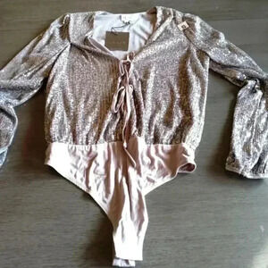 LE LIS NWT Sequin Body Suits